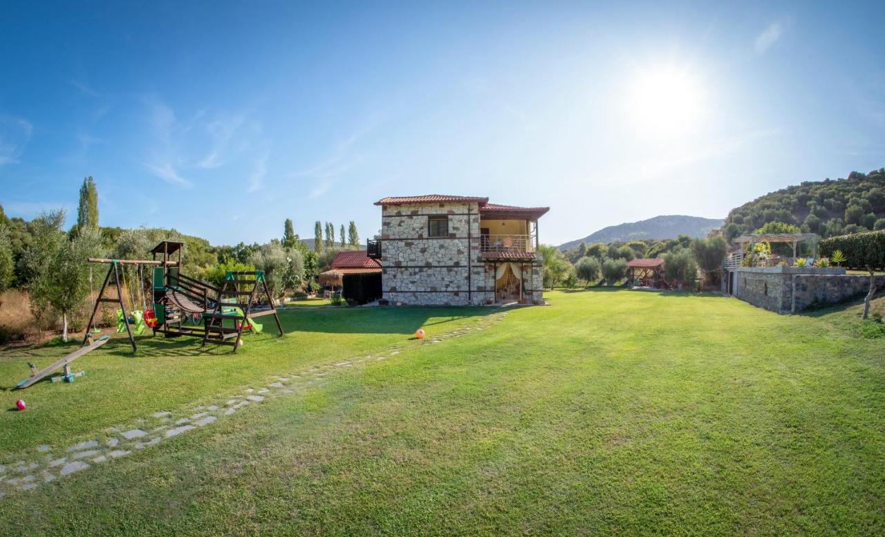 Hotel Niriides Porto Koufo Esterno foto